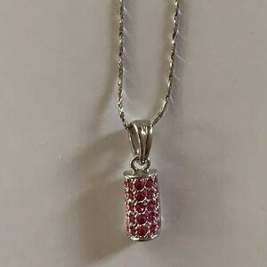 Elegant Silver Pendant Necklace